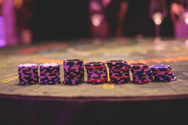 Free spin bonus feature activated by scatter symbols in JILI game